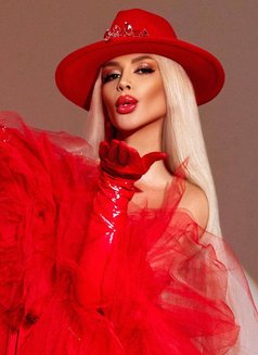 Kayla - escort in Beirut Photo 8 of 11