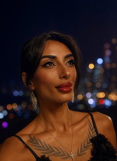 Kayla Şirinevler - Acompañantes transexual in İstanbul Photo 4 of 6
