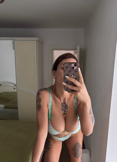 Kayla - Transsexual escort in Montenegro Photo 23 of 27