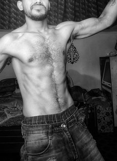 Kayleb - Male escort in Kolkata Photo 1 of 6