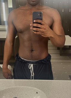 Kayron, 8inch Bbc - Acompañantes masculino in Chennai Photo 2 of 5