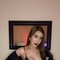 Kcey - Transsexual escort in Abu Dhabi Photo 2 of 5