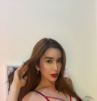 Kcey - Transsexual escort in Abu Dhabi Photo 4 of 5