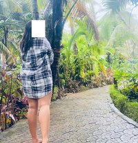 Kedari Grey - companion in Colombo