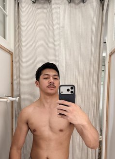 Keenan (Erotic Massage) - Male escort in Jakarta Photo 10 of 10