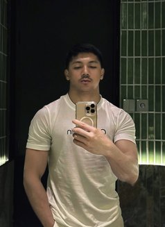 Keenan - Male escort in Jakarta Photo 12 of 13