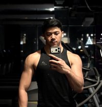 Keenan - masseur in Surabaya