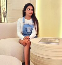 Keer Ti Kapoor Here - puta in Doha Photo 8 of 10