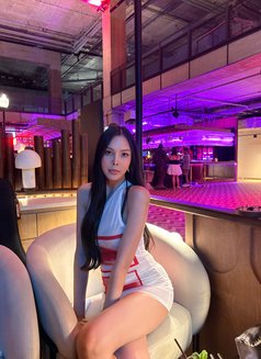 keera sweet & sexy - puta in Bangkok Photo 17 of 18