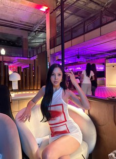 keera sweet & sexy - puta in Bangkok Photo 18 of 18