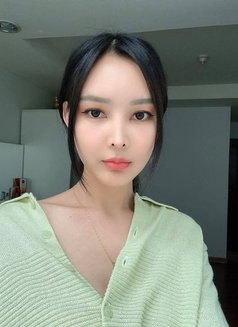 keera sweet & sexy - puta in Bangkok Photo 17 of 17