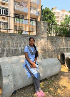 Keerthana Chaudhary call girl hyd - escort in Hyderabad Photo 4 of 4