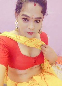 Keerthana - Transsexual escort in Chennai Photo 4 of 7