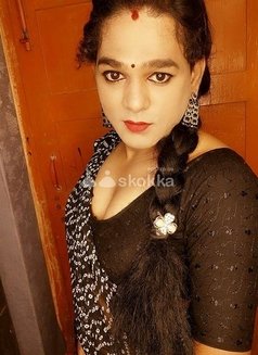 Keerthana - Transsexual escort in Chennai Photo 5 of 7