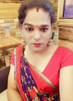 Keerthana - Transsexual escort in Chennai Photo 11 of 12