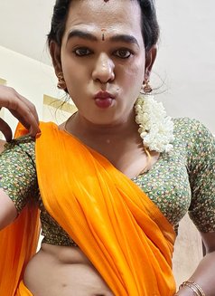 Keerthana Shemale Chennai - Acompañantes transexual in Chennai Photo 5 of 5