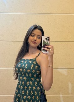 Keerthi Banglore Escort Service Availabl - escort in Bangalore Photo 1 of 2