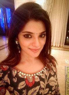 Keerthi 970195O9O9 - puta in Hyderabad Photo 4 of 5