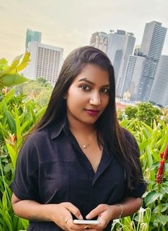 Keerthi Private Young Lady Abu Dhbai - puta in Abu Dhabi Photo 7 of 13