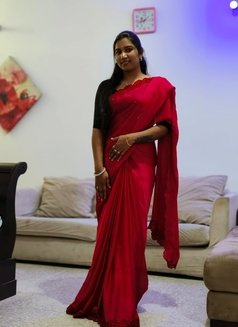 Keerthi South Indian Young - escort in Abu Dhabi Photo 17 of 17