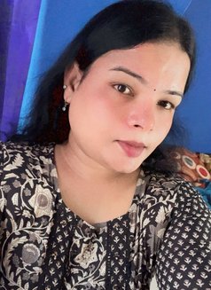 Keethana - Transsexual escort in Hyderabad Photo 2 of 7