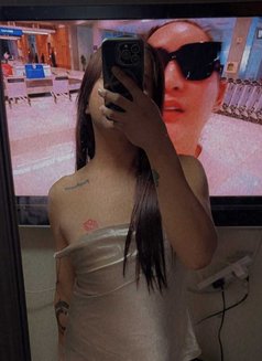 Keh Keh - Transsexual escort in Dubai Photo 5 of 7