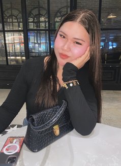 Keisha - Transsexual escort in Makati City Photo 12 of 12