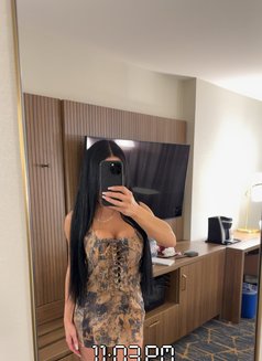 Keissy Hennessey - escort in Saskatoon Photo 12 of 12