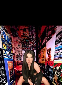 KEISYA KIMBERLIEE - Acompañantes transexual in Bali Photo 12 of 13