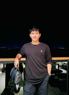 Keith Young & Innocent - Male escort in Makati City Photo 4 of 4