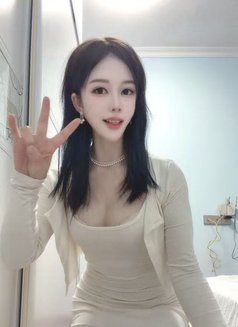 Keke - escort in Guangzhou Photo 5 of 5
