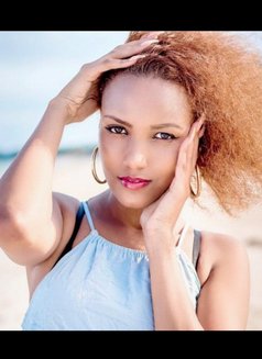 Kelcie - escort in Nairobi Photo 1 of 3