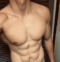Kellio - Male escort in Paris