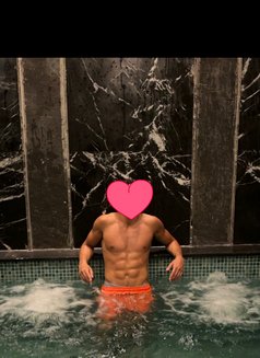 Kellio - Acompañantes masculino in Paris Photo 2 of 2