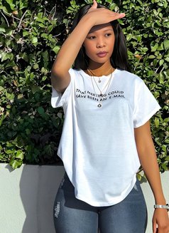 Kelly African Girl Paid Hook Up Escort - escort in New Delhi Photo 2 of 3