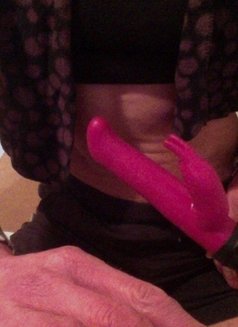 Kelly Clarke - Transsexual escort in Bournemouth Photo 1 of 1