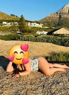 Kelly - puta in Cape Town Photo 7 of 7