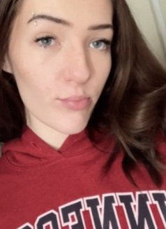 Kelly - escort in Hurghada Photo 2 of 2