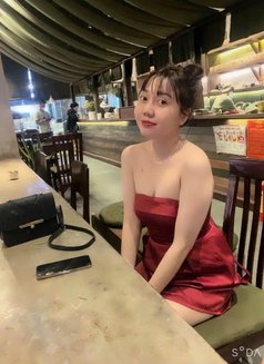 Kelly - escort in Bangkok Photo 6 of 11