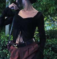 Kelly - Transsexual escort in Bangalore