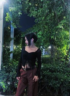Kelly - Transsexual escort in Bangalore Photo 6 of 7