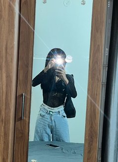 Kelly - Transsexual escort in Bangalore Photo 7 of 9