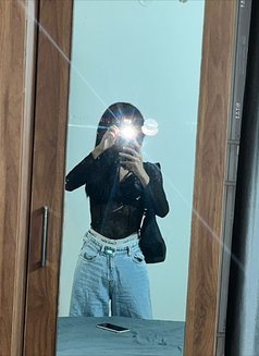 Kelly - Transsexual escort in Bangalore Photo 11 of 11