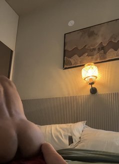 Kelly - Transsexual escort in Bangalore Photo 12 of 12