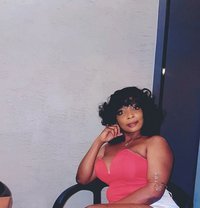 Kelly - escort in Al Ain