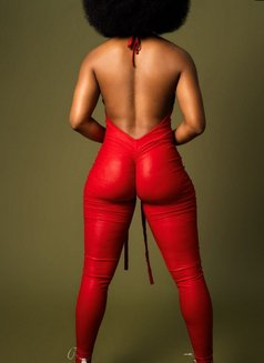 Kelly naughty blowjob queen, Madipakkam - escort in Chennai Photo 1 of 4