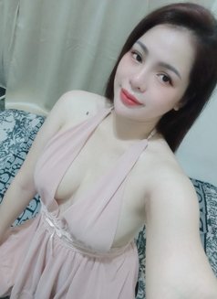 Kelly - puta in Muscat Photo 4 of 4