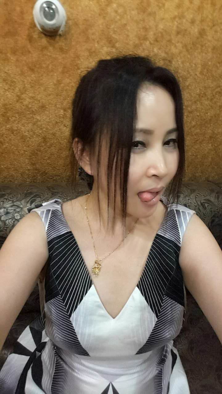 Kelly, South Korean escort in Kuwait