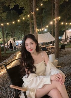 Kelly Sukhumvit - escort in Bangkok Photo 2 of 2