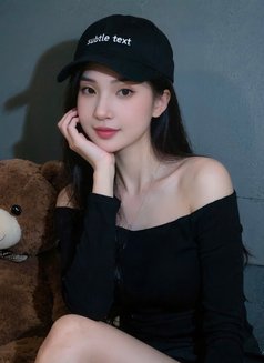 Kelly Sukhumvit - escort in Bangkok Photo 6 of 7